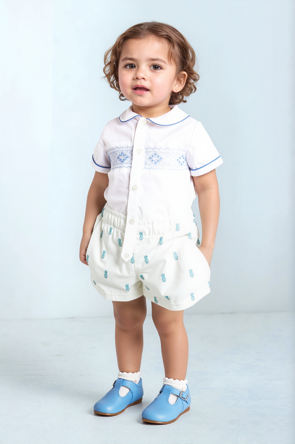 Baby Girls White Print shorts